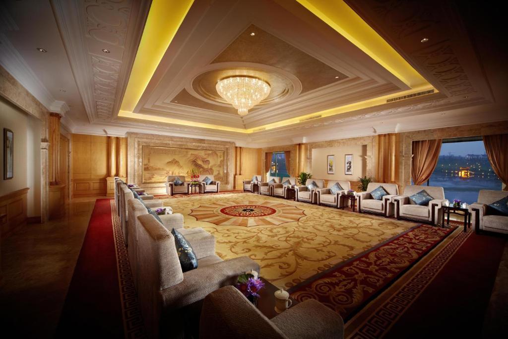 New Century Grand Hotel Huaian Хуайань Экстерьер фото